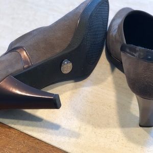 Stuart Weitzman Taupe Suede Bootie